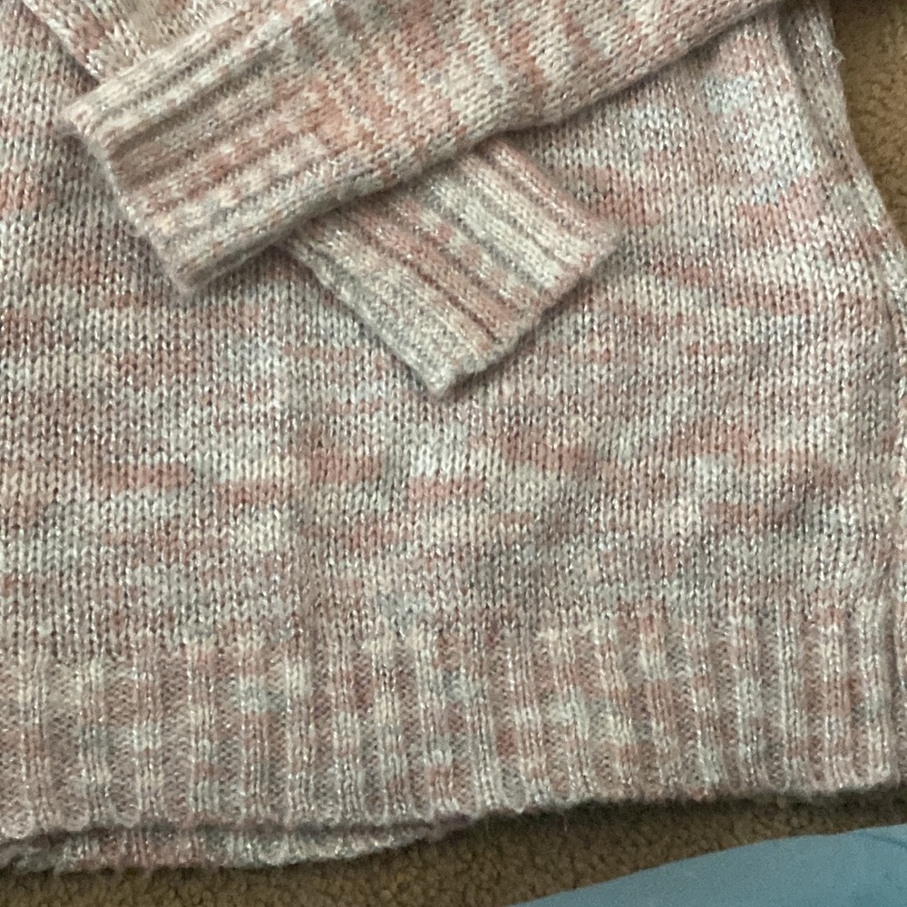 Soft Sweater - Picture 4 of 5